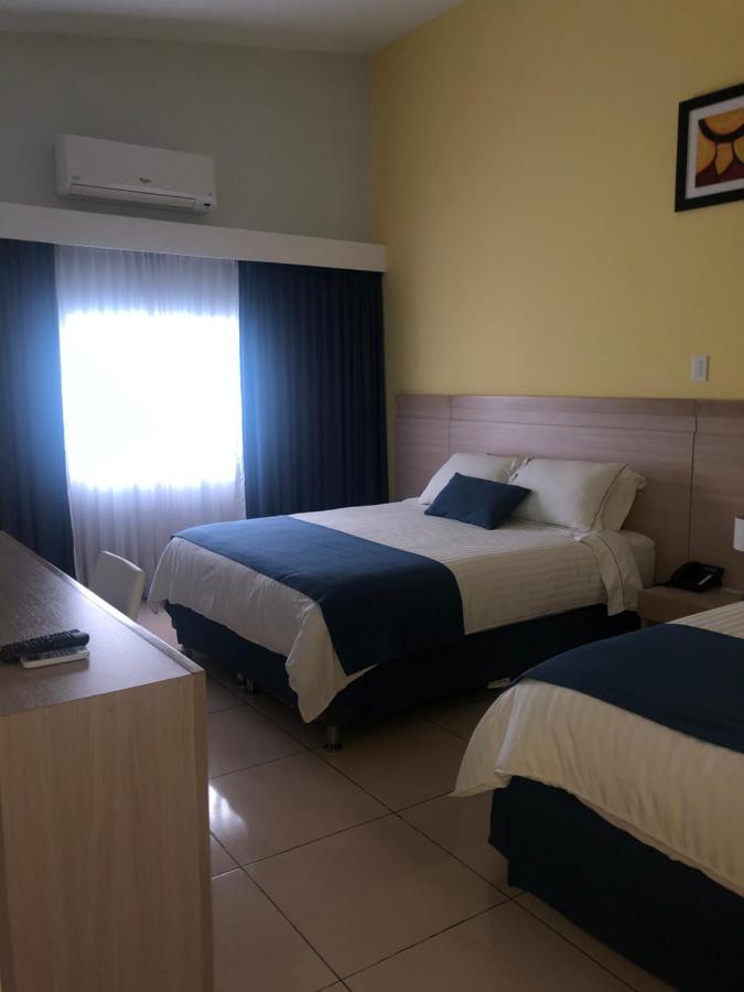 Hostel Paradise St Santa Marta  Exterior photo