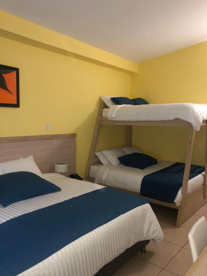 Hostel Paradise St Santa Marta  Exterior photo